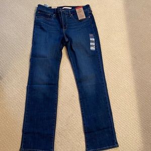 Levi’s Shaping Straight women’s jeans